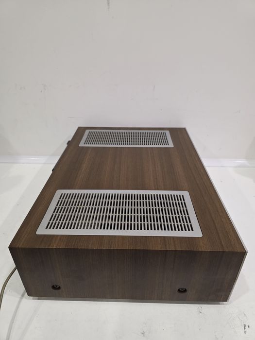 Na sprzedaż kultowy amplituner Yamaha CR-620 z cenionej serii