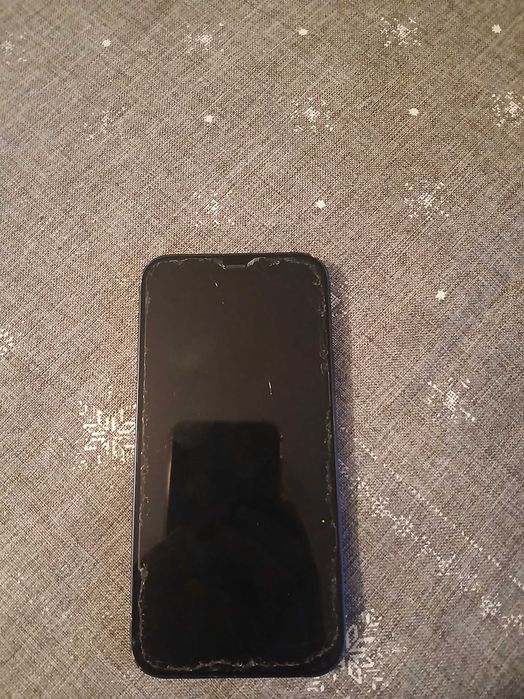 Iphone 12 uszkodzony
