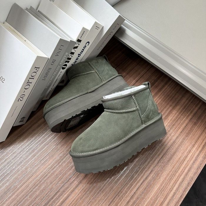 Угги UGG Уггі UGG Classic Mini Platform  Жіночі угги на платформі