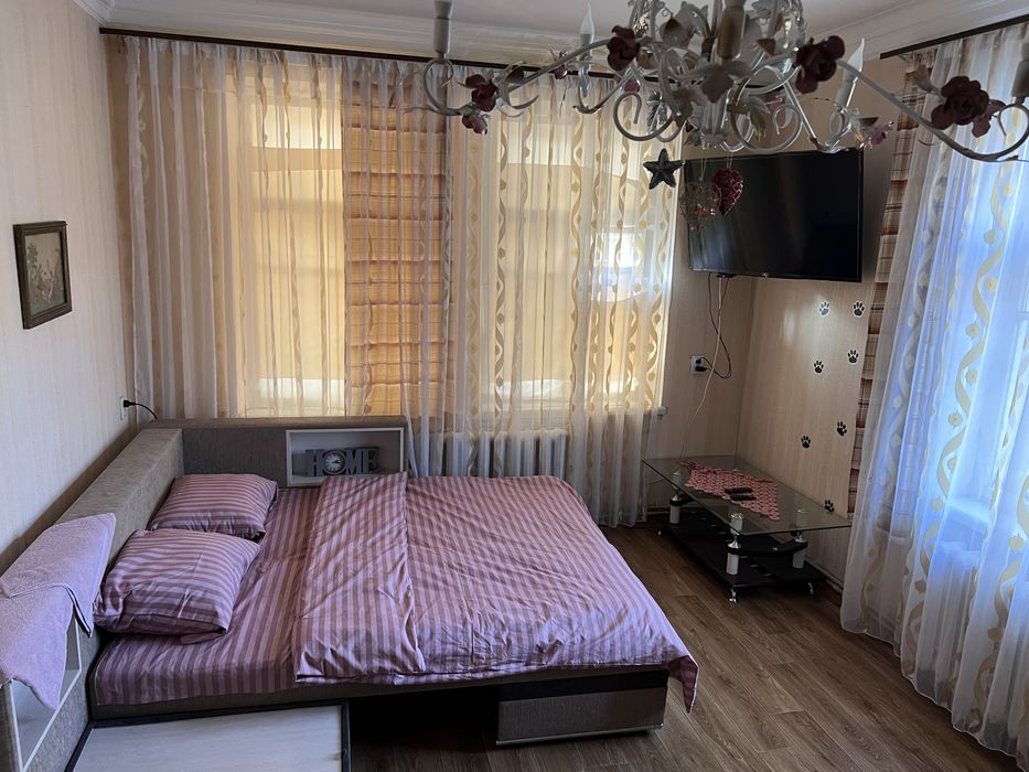 Подобово кварира 2 к.  в історичному центрі міста