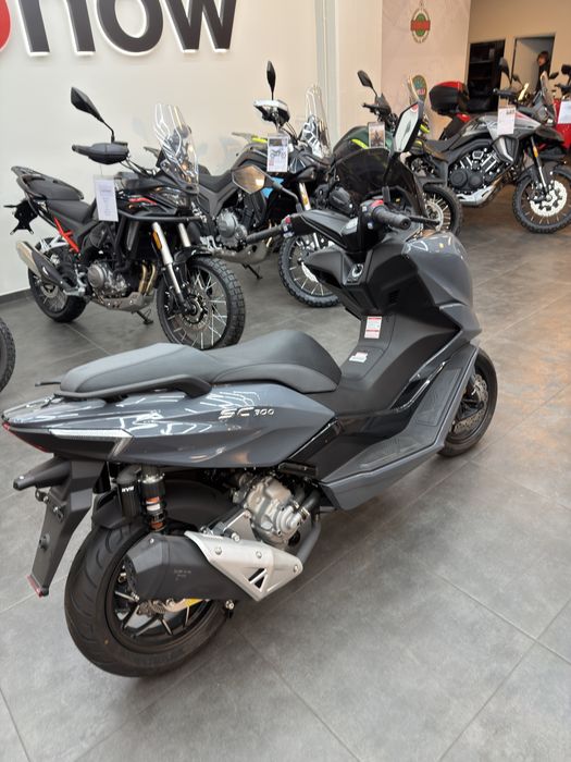 Mota morbidelli 300