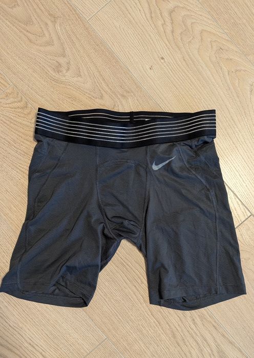 Термошорти Nike pro