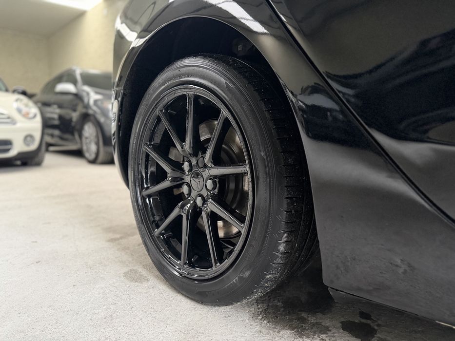 Tesla Model 3 Standard Range Plus - Desde 275€ Mês