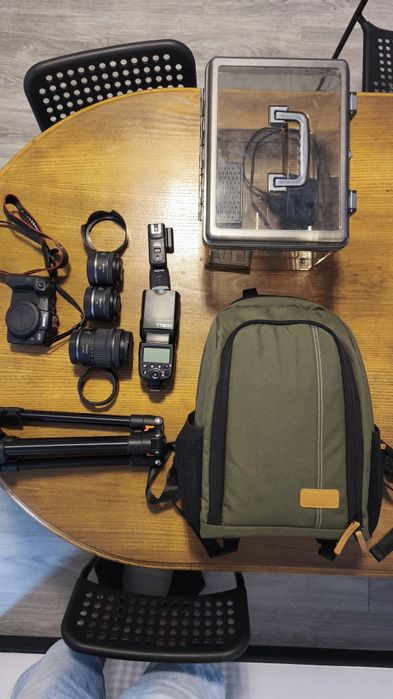 Camera Mirrorless fullframe Canon EOS RP + RF16mm + RF 24-105 + RF 50mm  + Iluminação, speedlight, baterias. Kit Completo
