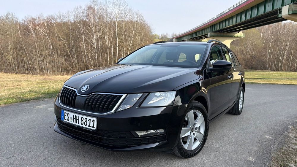Skoda Octavia 100.% Oryginał przebieg Super Stan klima benzyna z Niemiec