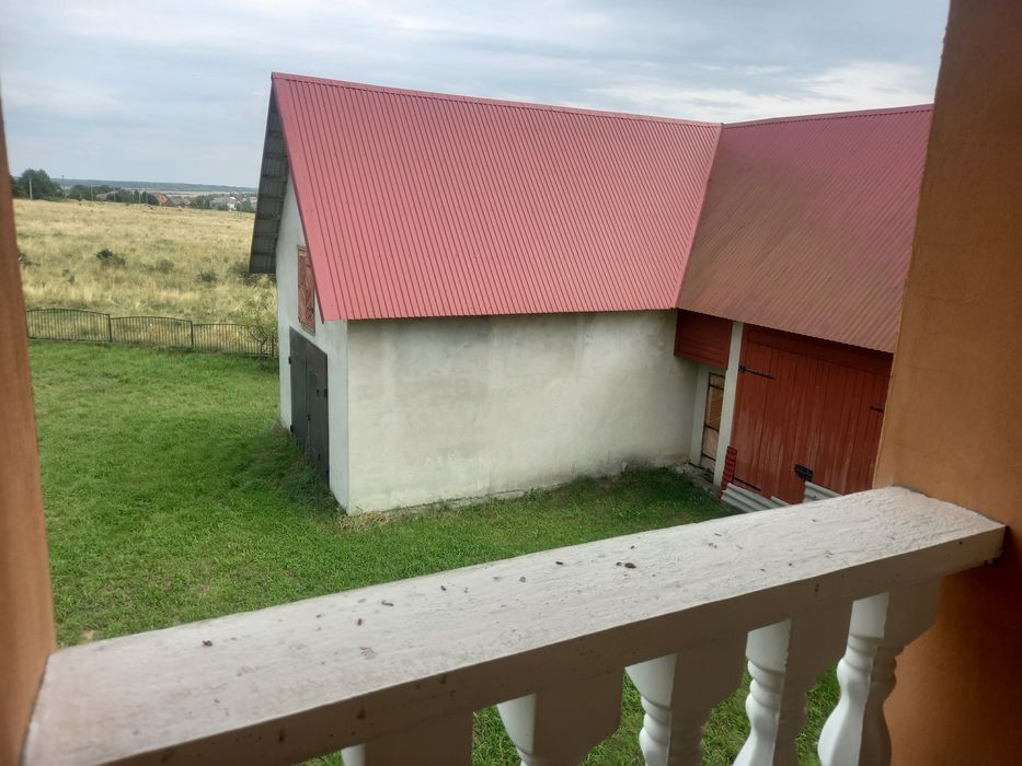 2-поверхова хата в с. УЛИЧНЕ