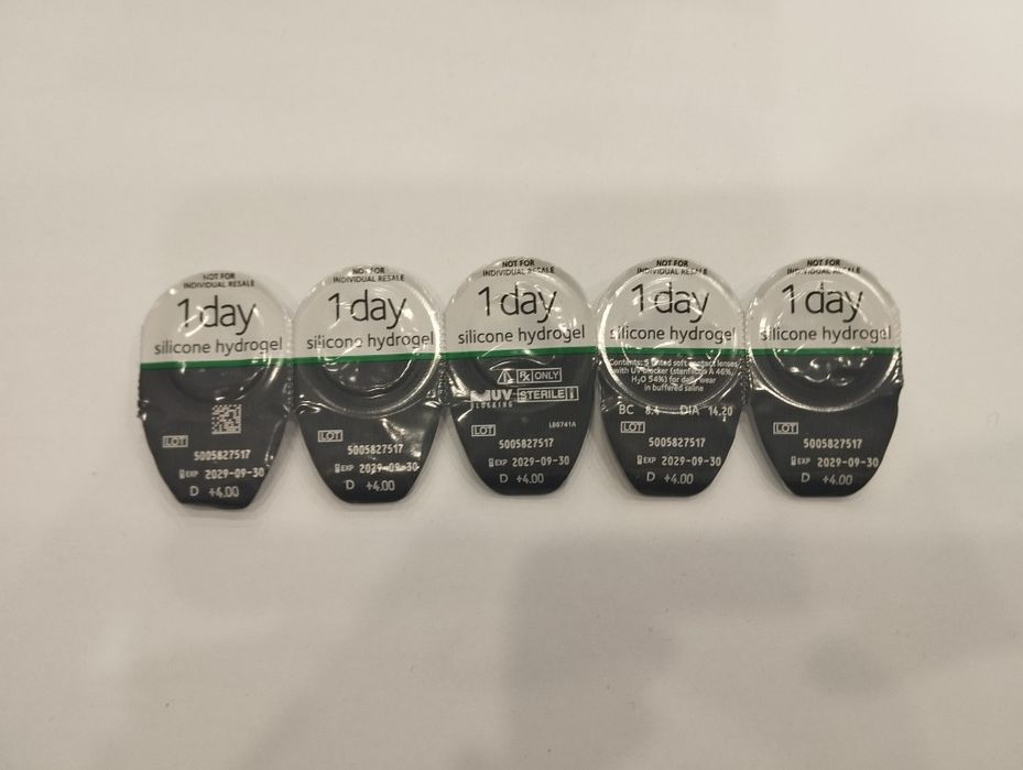 Soczewki +4.00 5szt