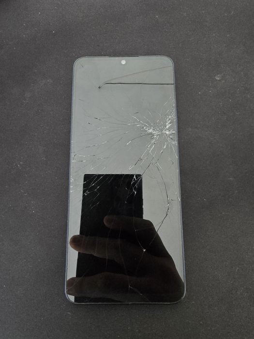 Redmi 14c 4/128GB tudo a funcionar apenas trincado