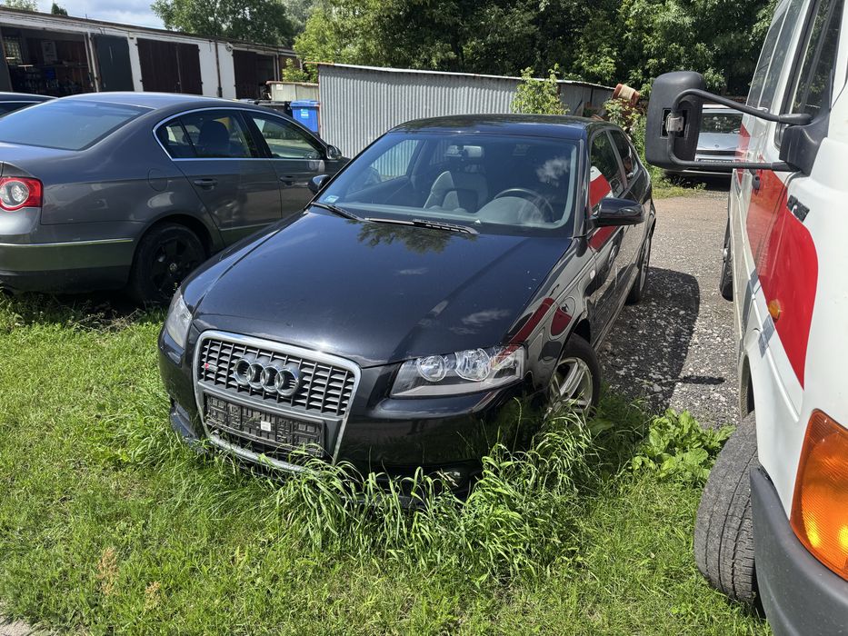 Audi a3 8p drzwi blotnik silnik s line fotele deska czesci 1.6 fsi