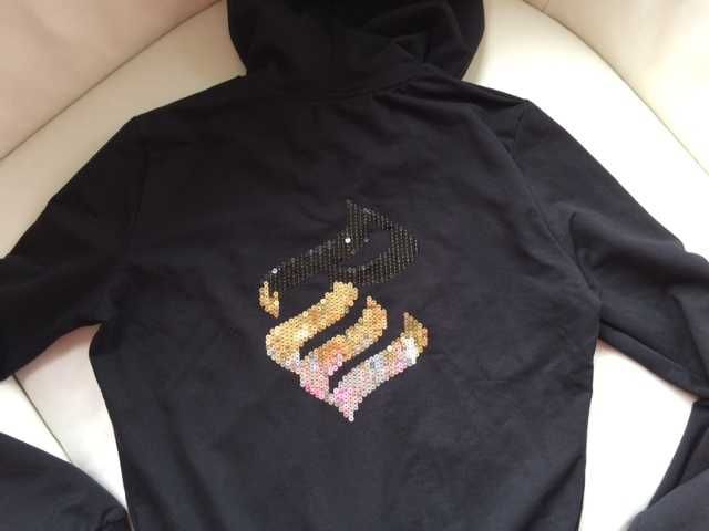 piękna bluza M/L ideał