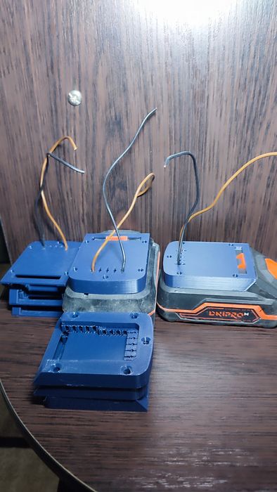 Адаптер Дніпро м Тримач