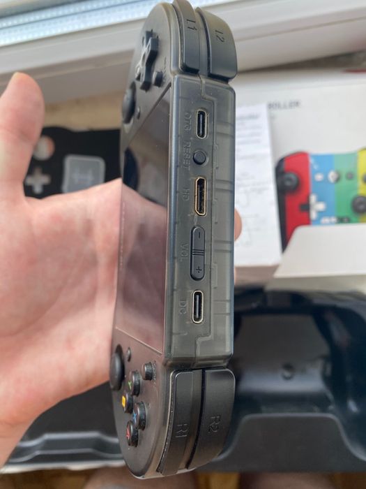 Продам ігрову портативну консоль ANBERNIC RG353P