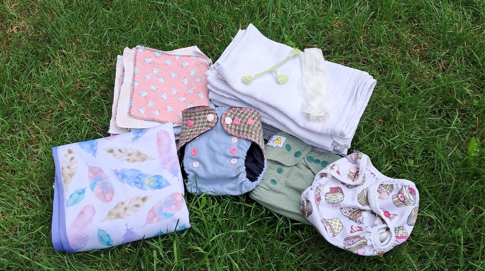 pieluchy wielorazowe ZESTAW ,AIO,formowanka, otulacz WIĘCEJ