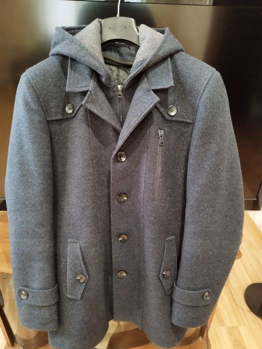 Продам пальто молодіжне