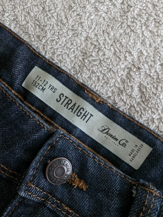Granatowe spodnie jeansowe jeansy Denim Co. Straight 152 jak nowe