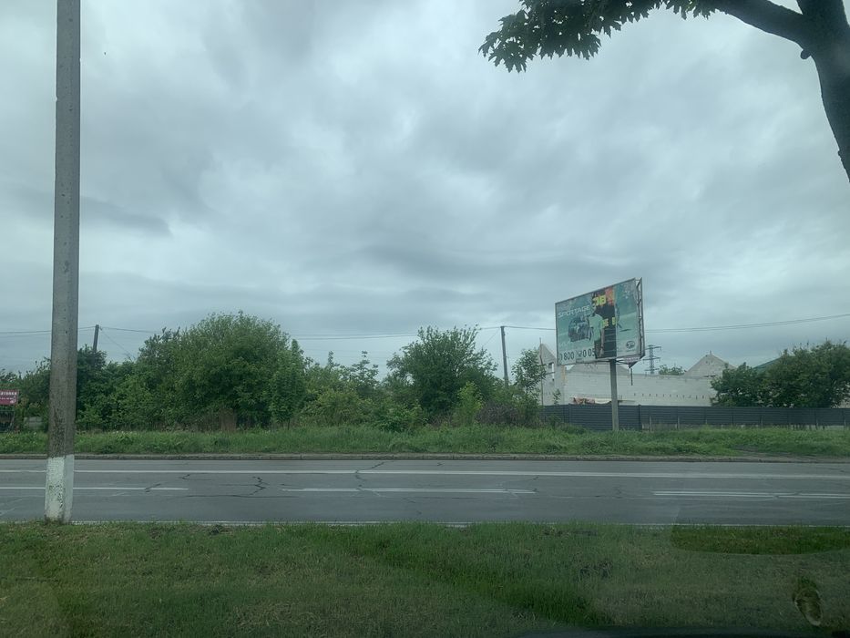 Продаю 10 соток фасад Сухоярська!