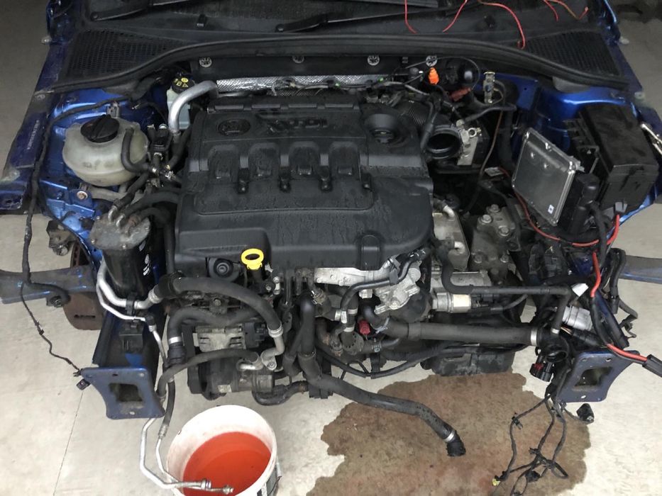 Двигатель двигун 2.0TDI CLH DGTE Шкода Октавія А7