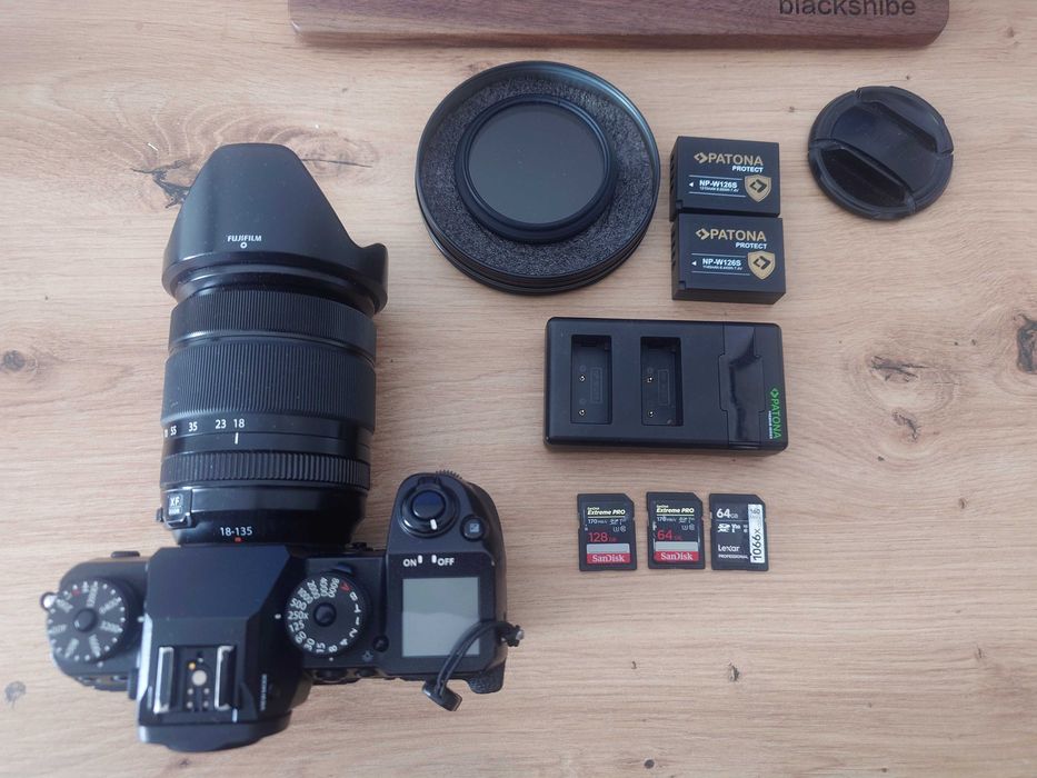 Aparat Fujifilm X-H1 + Fujinon 18-135/3.5-5.6