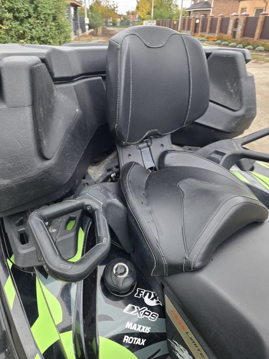 Квадроцикл BRP 1000th