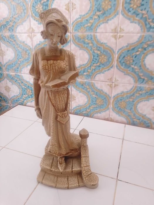 Estatueta antiga