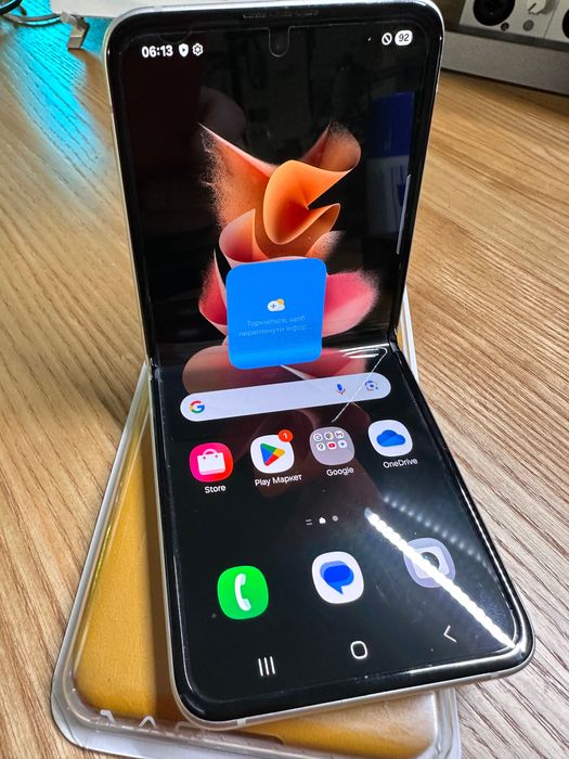 Samsung Galaxy Flip 3 5G 8/256 Cream