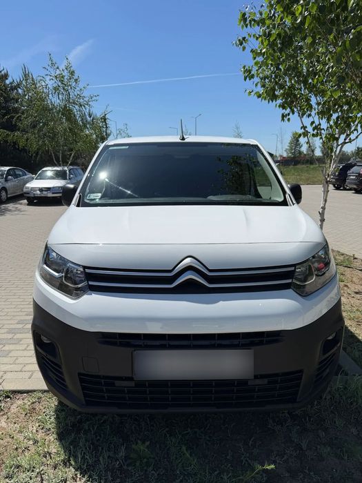Citroën Berlingo  Tytuł:Citroen Berlingo 2019 • Wersja CLUB M • 1.2 PureTech 110 KM •