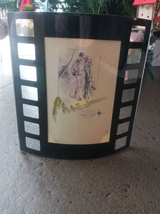 Рамка для фото у вигляді кіноплівки на одне і два фото