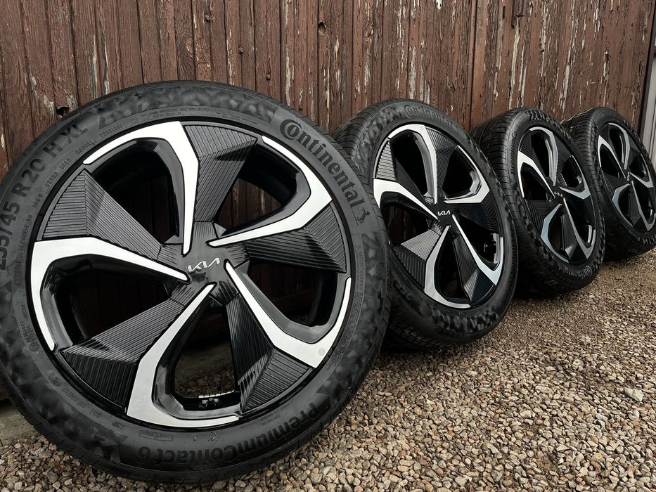 Felgi 20 5x114.3 Kia EV6 Sportage Sorento *Idealne *TPMS *Continental