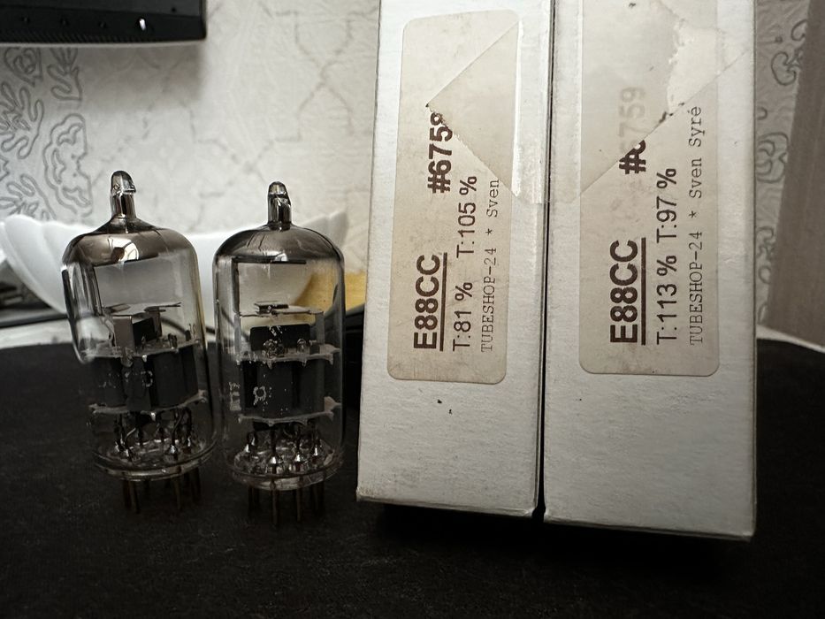 Продам лампи ECC 83 Siemens, E88CC Siemens Gold pin!