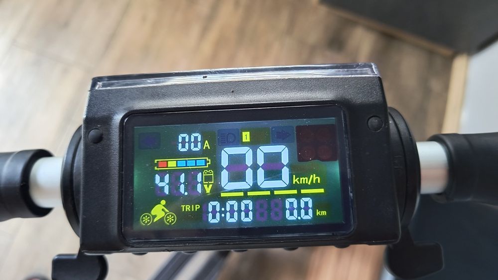 Hulajnoga elektryczna UrbanGlide