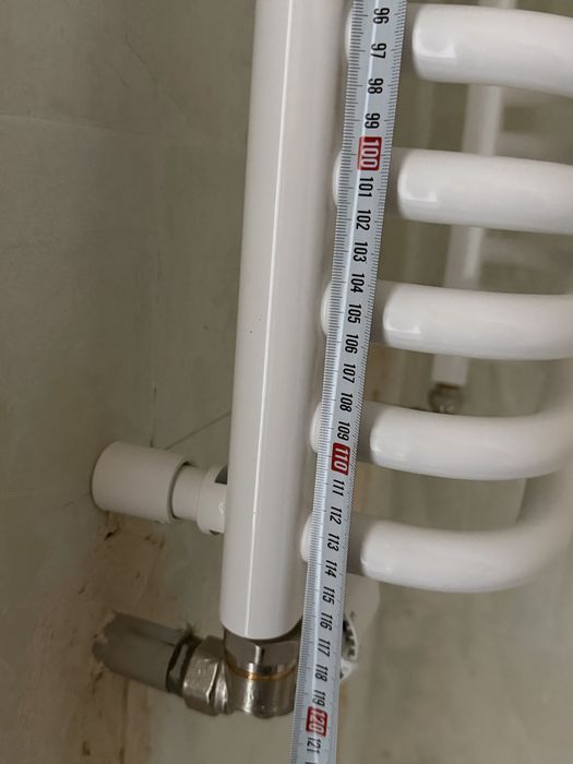 Nowy grzejnik lazienkowy 117 cm x 50 cm