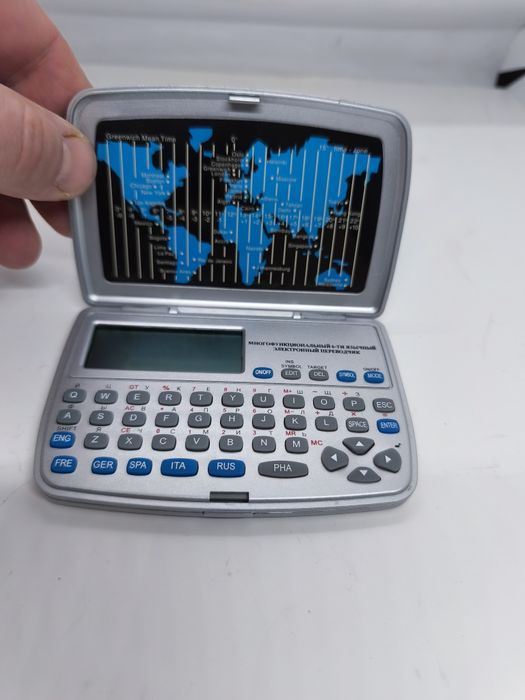 Многофункциональный 6-ти шестиязычный электронный переводчик