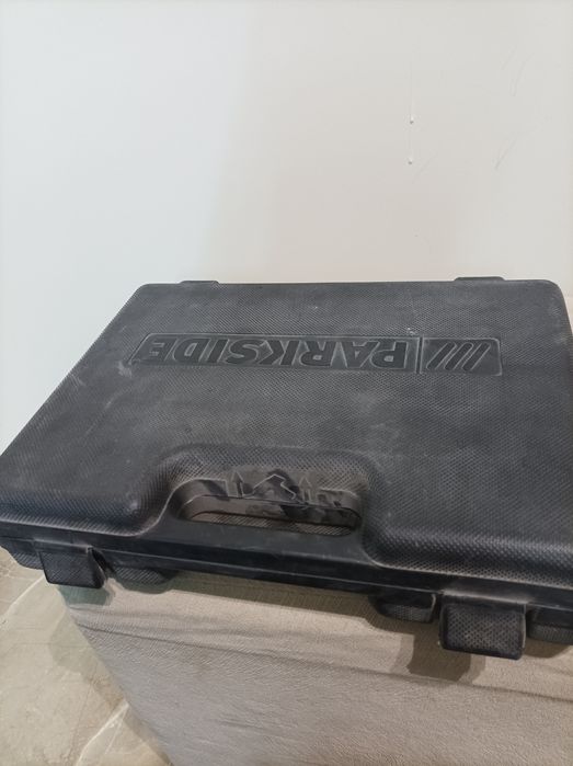 Oddam za darmo stacja do pistoletu parkside walizka