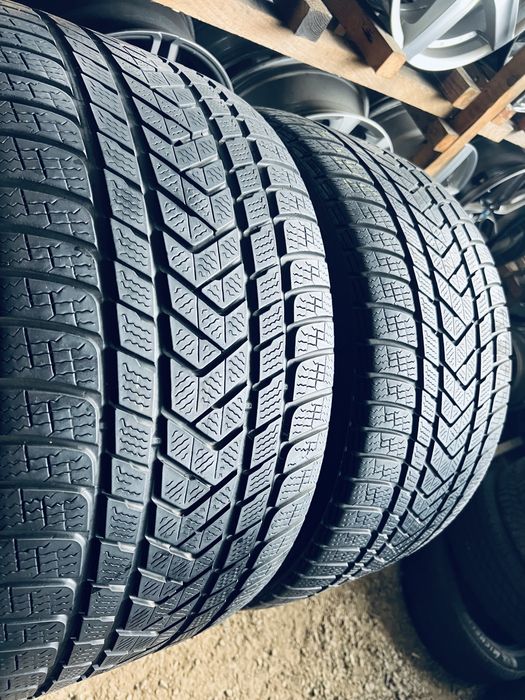 Шини Резина Зимові  23Рік 315 30 21 Pirelli Sottozero 3 2шт