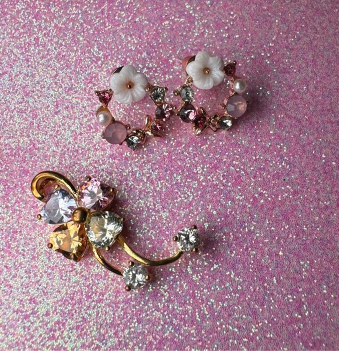Małe kryształkowe kolczyki kółka i zawieszka kwiatek ala Swarovski