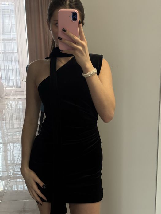 Сукня жіноча чорна оксамитова zara new