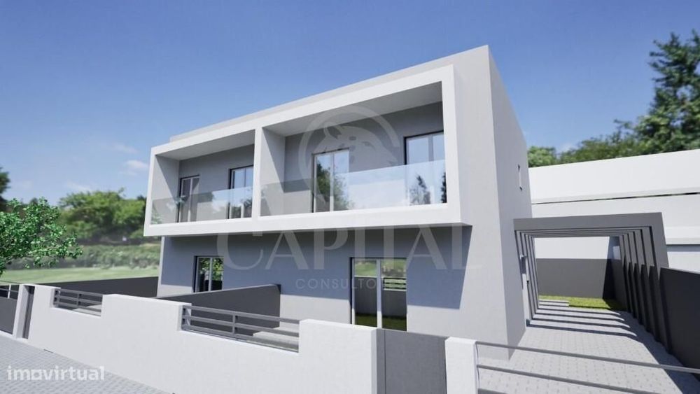 Moradia V4 Duplex em fase de construção