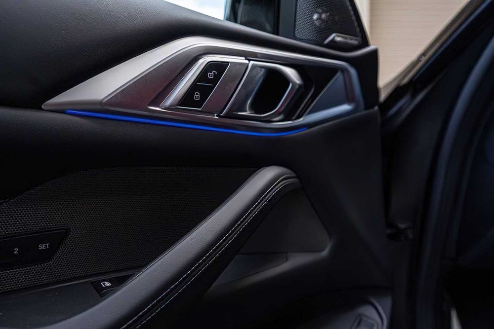 BMW M4 Competition      2022