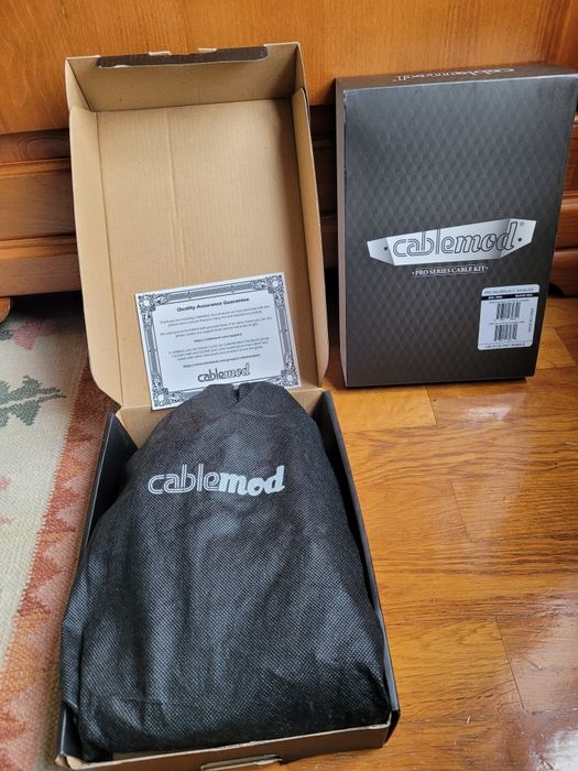 Cabos CableMod PRO ModMesh C-Series Kit para Corsair RMi/RMx