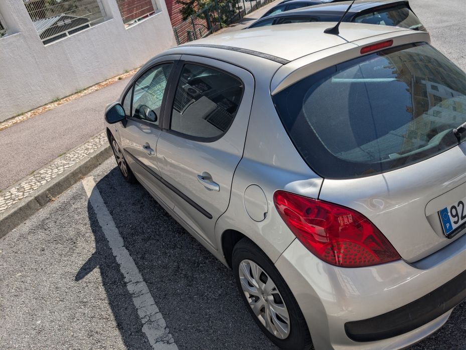 Peugeot 207 1.4 HDI