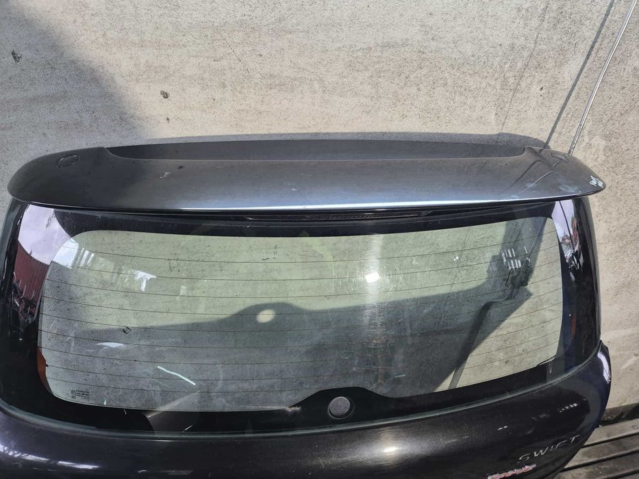 Klapa Bagażnika Tyl Tylna Suzuki Swift IV MK6