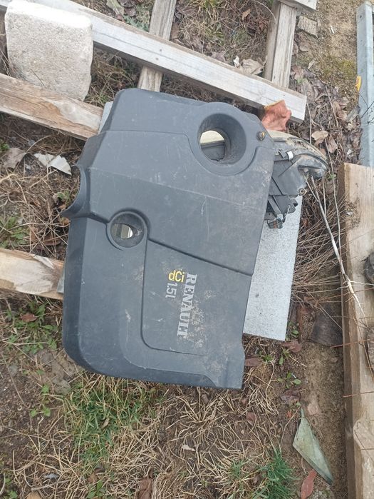 Кришка двигуна різні моделі