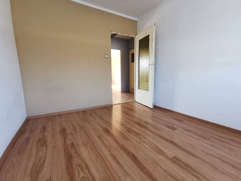 mieszkanie 4 pokoje 72m2 centrum Jelcza-Laskowic