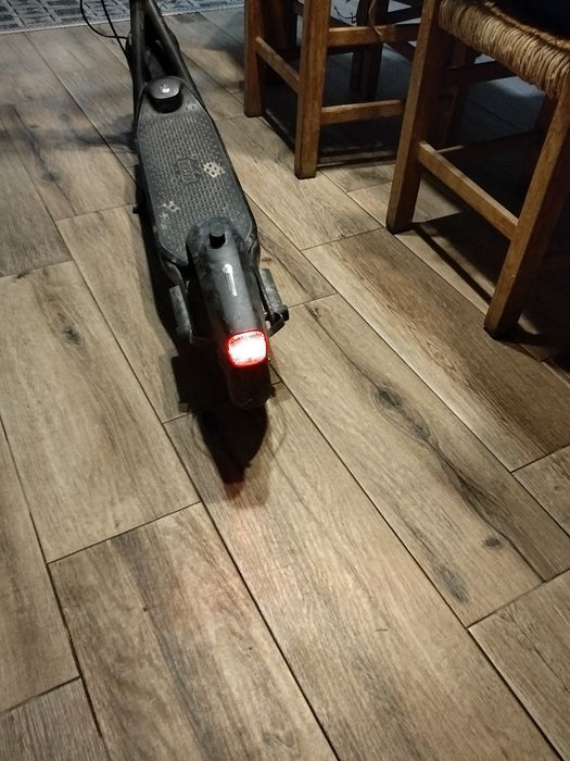 Trotinete elétrica ninebot usada