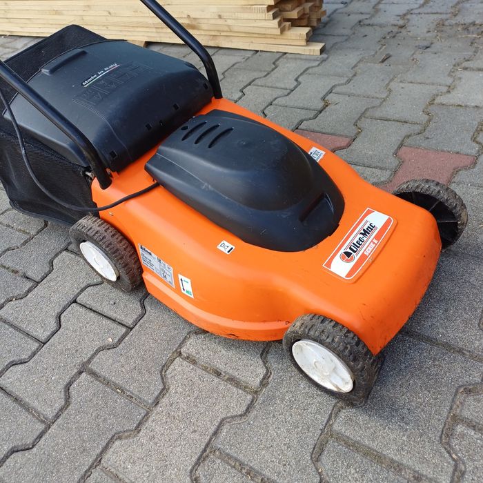 Kosiarka elektryczna.