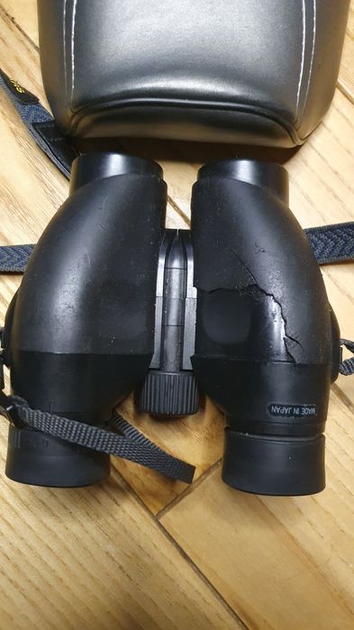 Японський міні бінокль Nikon Travelite V 9x25