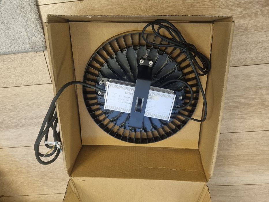 Lampa przemysłowa EIKO LED 150W Ufo