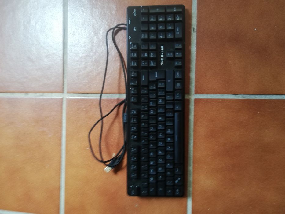 Vendo 2 teclados