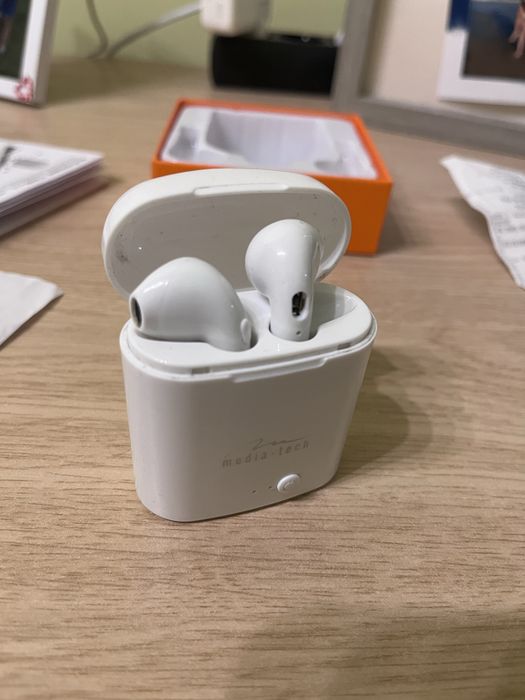 sluchawki douszne bluetooth + KOD DO SPOTIFY 3 miesiące za DARMO