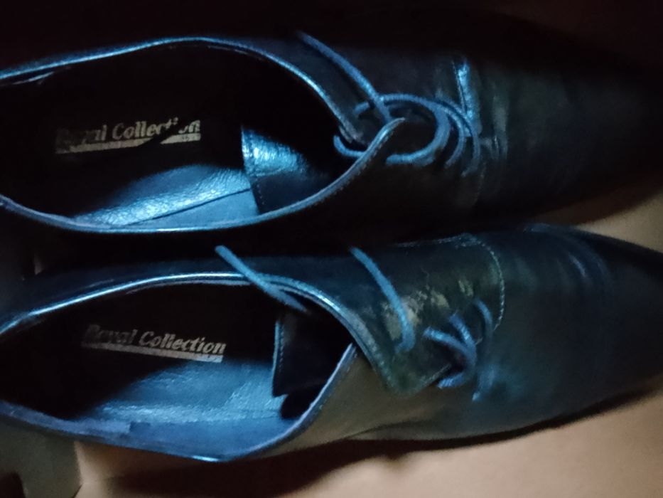 Buty royal collection